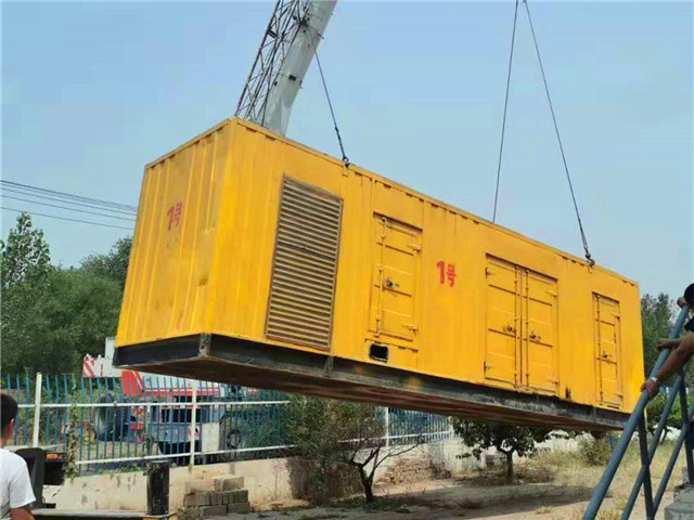 沉湖管委会300KW柴油发电机组油耗是多少？
